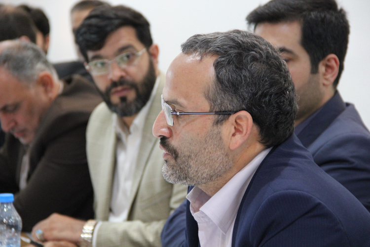 مدیرکل دفتر همکاری های علمی و بین الملل دانشگاه جامع علمی کاربردی: استان اصفهان یکی از گزینه های قطعی برای ورود به عرصه بین الملل
