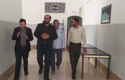 فرماندار تیران و‌کرون : استفاده از امکانات مرکز آموزش تیران و‌کرون جهت توسعه شرکت های دانش بنیان و همکاری با صنعت و کشاورزی ضروری است