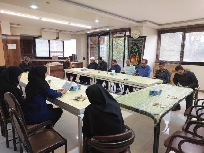 رابط دفتر نهاد مقام معظم رهبری در دانشگاه جامع علمی کاربردی استان اصفهان : عشق و محبت واقعی به امام حسین  (ع) در تبعیت و پیروی از ایشان جلوه می کند