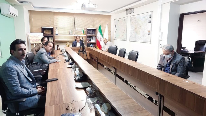 برگزاری کمیته تولید محتوا و یادگیری الکترونیکی دانشگاه جامع علمی کاربردی اصفهان